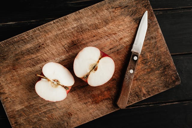 Eating Apples