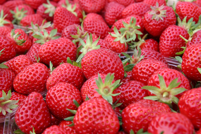 strawberries-1328022